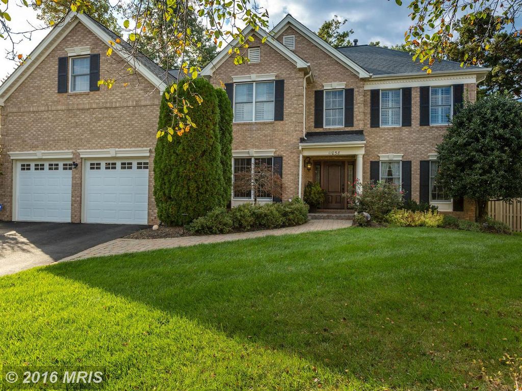11058 Aldbury Ct, Reston, VA 20194 -  $930,000 home for sale, house images, photos and pics gallery