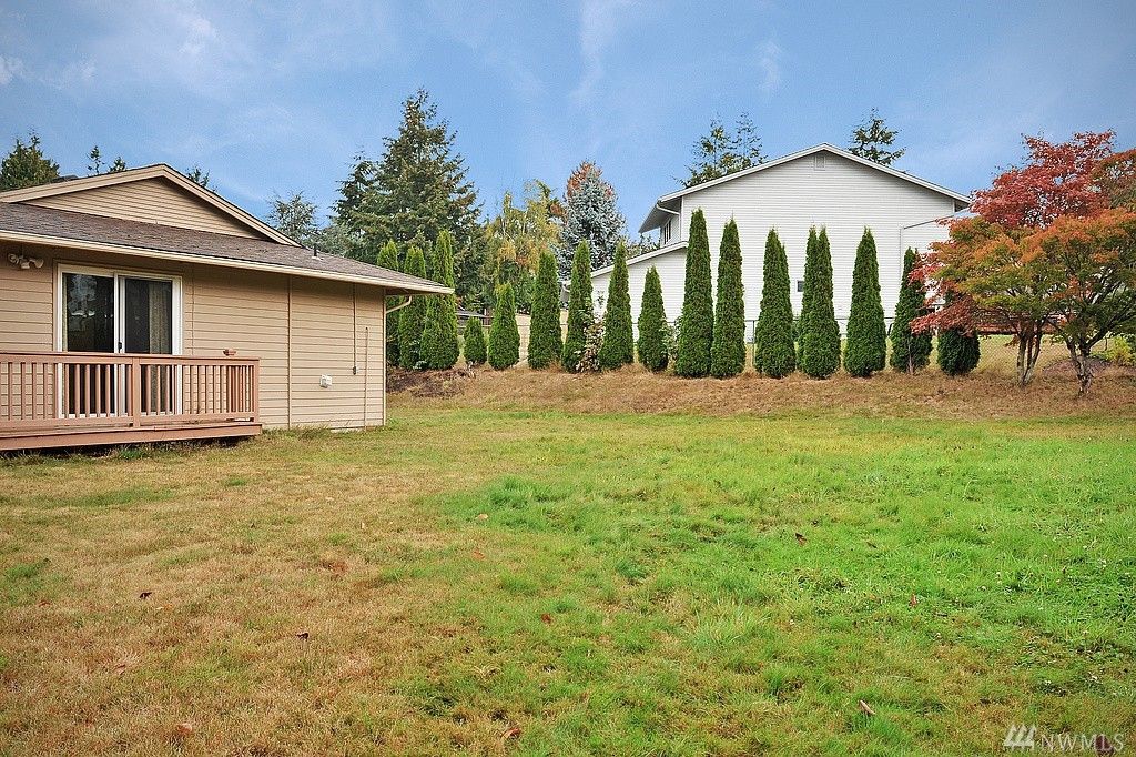 12805 SE 44th Pl, Bellevue, WA 98006 -  $930,000 home for sale, house images, photos and pics gallery