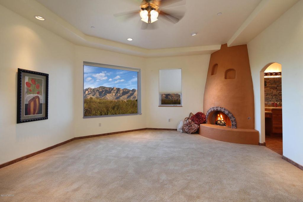 12855 N Corsair Dr, Oro Valley, AZ 85755 -  $875,000 home for sale, house images, photos and pics gallery