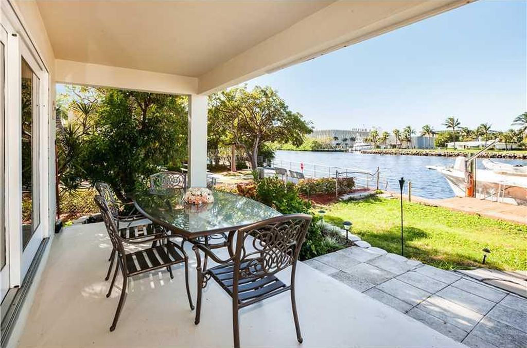 1801 N Riverside Dr, Pompano Beach, FL 33062 -  $1,100,000 home for sale, house images, photos and pics gallery