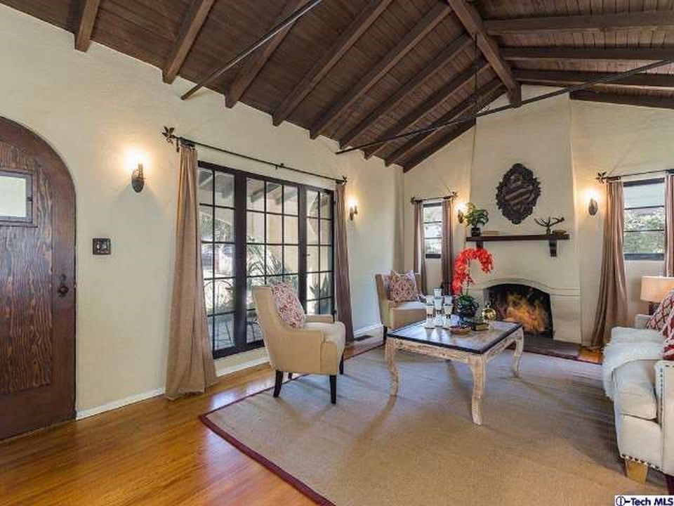 1956 E Woodlyn Rd, Pasadena, CA 91104 -  $995,000 home for sale, house images, photos and pics gallery