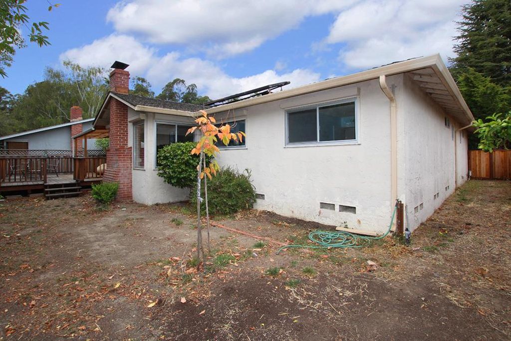 215 Northrop Pl, Santa Cruz, CA 95060 -  $980,000 home for sale, house images, photos and pics gallery