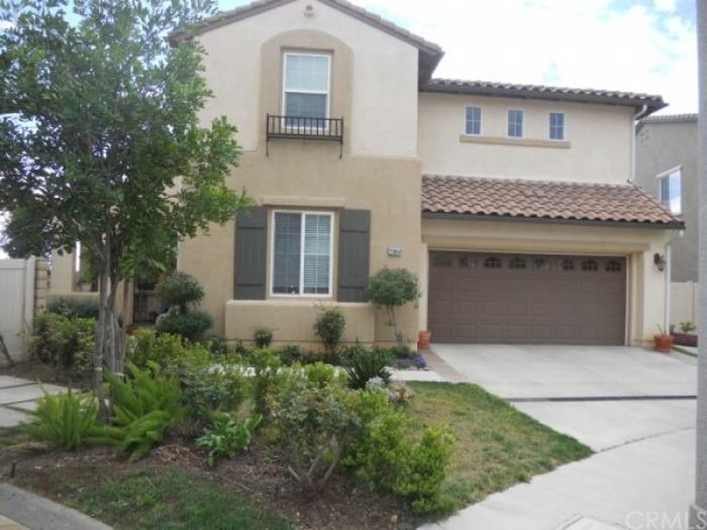 22054 Acorn St, Chatsworth, CA 91311 -  $998,000 home for sale, house images, photos and pics gallery