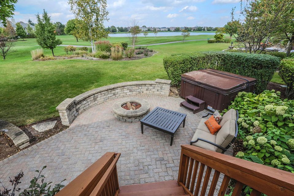 2480 Fawn Lake Cir, Naperville, IL 60564 -  $985,000 home for sale, house images, photos and pics gallery