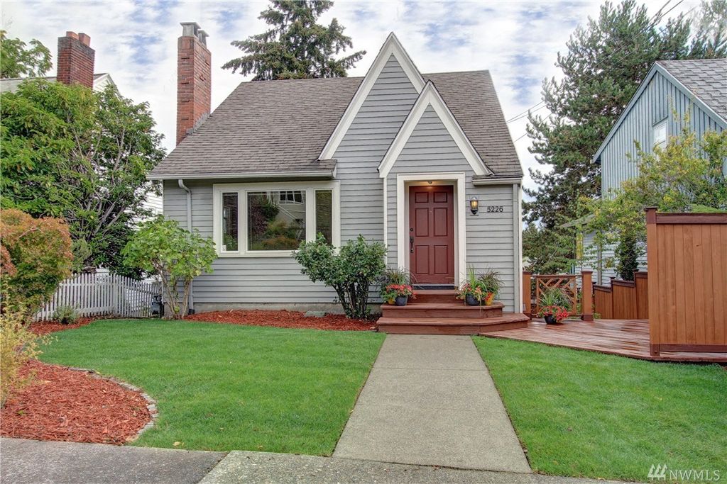 5226 38th Ave NE, Seattle, WA 98105 -  $920,000 home for sale, house images, photos and pics gallery
