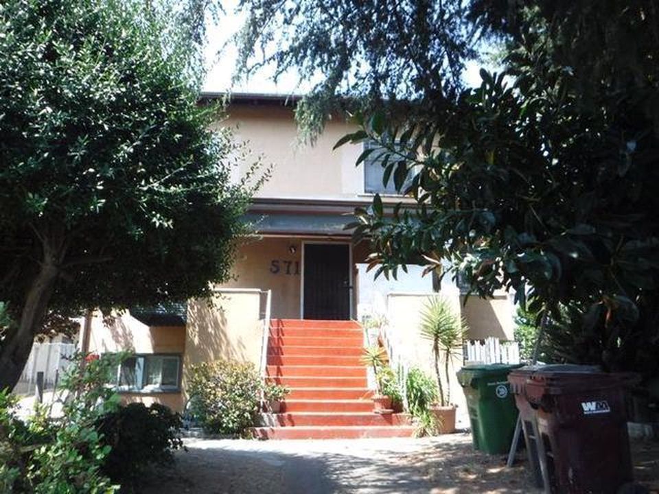 571 Spruce St, Oakland, CA 94606 -  $900,000 home for sale, house images, photos and pics gallery