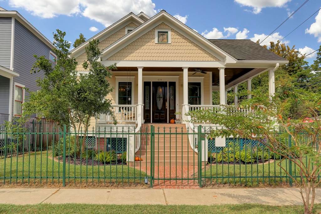 615 W 15th St, Houston, TX 77008 -  $870,000 home for sale, house images, photos and pics gallery