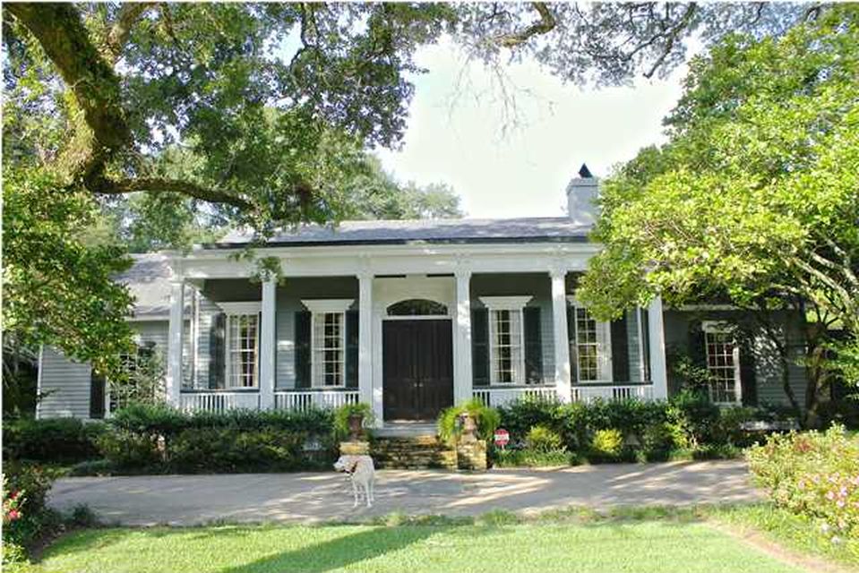 62 Marston Ln, Mobile, AL 36608 -  $1,100,000 home for sale, house images, photos and pics gallery