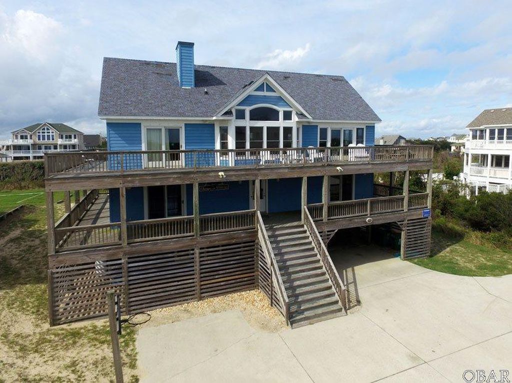 902 Lighthouse Dr, Corolla, NC 27927 -  $995,000 home for sale, house images, photos and pics gallery