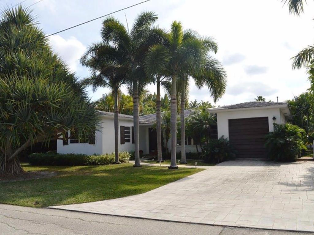 1024 White Dr, Delray Beach, FL 33483 -  $1,195,000 home for sale, house images, photos and pics gallery