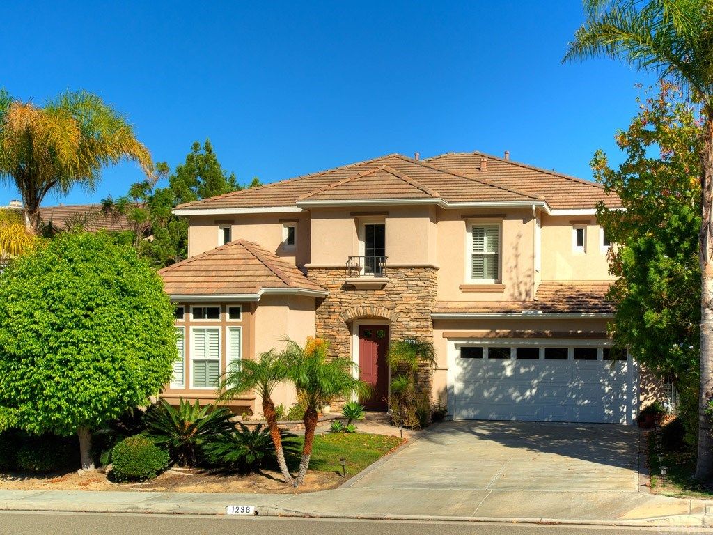 1236 S Night Star Way, Anaheim, CA 92808 -  $1,069,000 home for sale, house images, photos and pics gallery