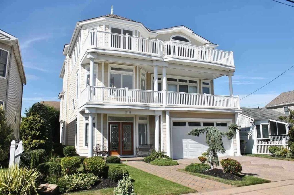 218 S Roosevelt Blvd, Brigantine, NJ 08203 -  $1,099,000 home for sale, house images, photos and pics gallery