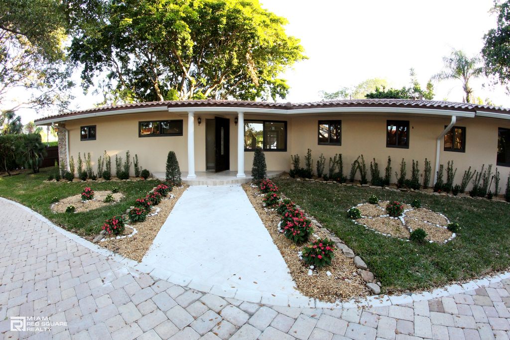2880 NE 23rd Ct, Pompano Beach, FL 33062 -  $1,200,000 home for sale, house images, photos and pics gallery