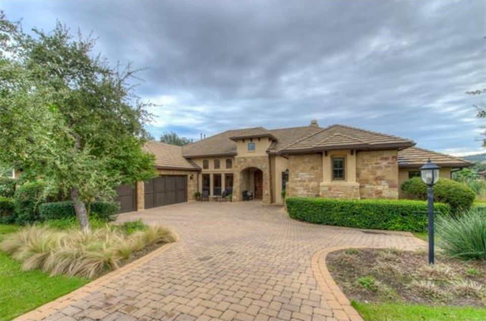 402 Black Wolf Run, Austin, TX 78738 -  $1,099,000 home for sale, house images, photos and pics gallery