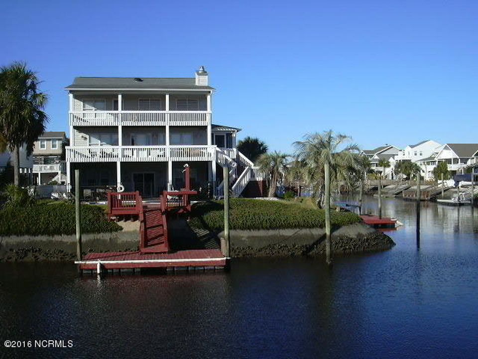 54 Scotland St, Ocean Isle Beach, NC 28469 -  $1,050,000 home for sale, house images, photos and pics gallery