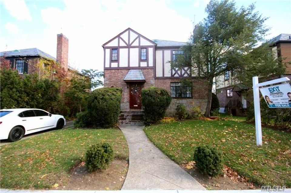 8051 188th St, Jamaica, NY 11423 -  $1,188,000 home for sale, house images, photos and pics gallery