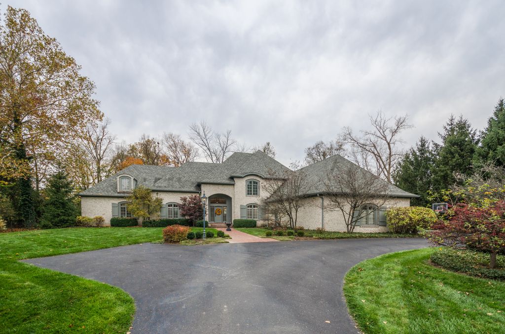 8072 Hollybrook Ct, Indianapolis, IN 46250 -  $1,069,900 home for sale, house images, photos and pics gallery