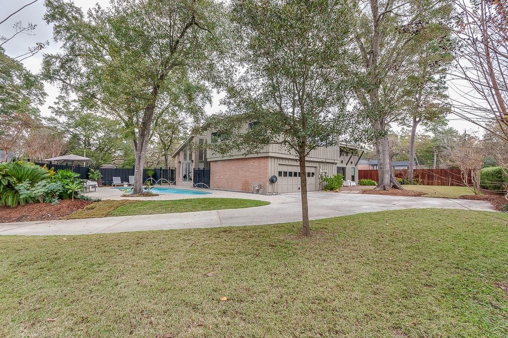 6 Beaver Tail Pt, Houston, TX 77024 -  $1,050,000 home for sale, house images, photos and pics gallery