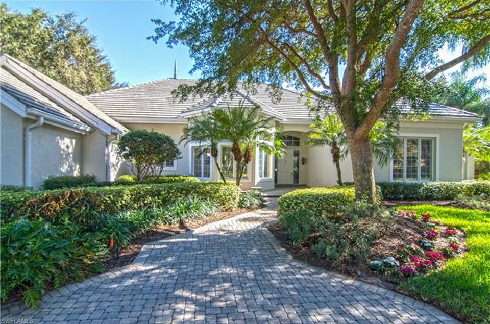 308 Chancery Cir, Naples, FL 34110 -  $1,150,000 home for sale, house images, photos and pics gallery