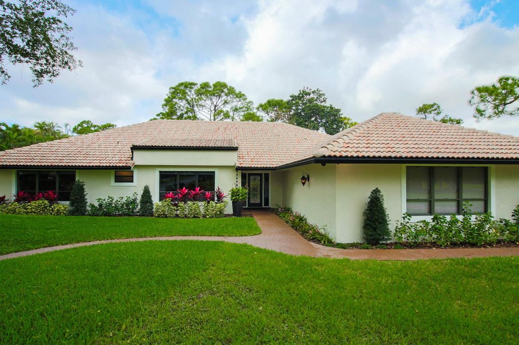5200 Estates Dr, Delray Beach, FL 33445 -  $1,095,000 home for sale, house images, photos and pics gallery