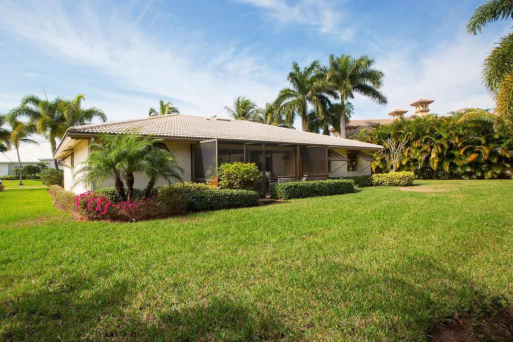531 Turtle Hatch Ln, Naples, FL 34103 -  $1,175,000 home for sale, house images, photos and pics gallery