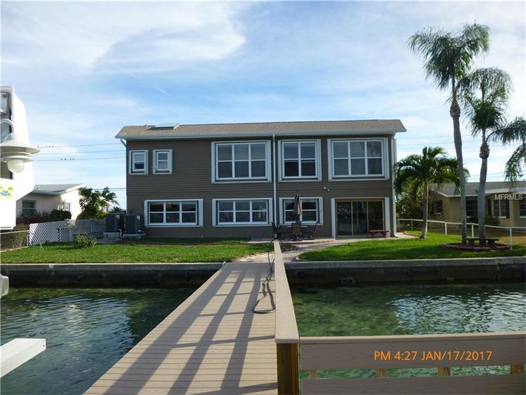 620 115th Ave, Treasure Island, FL 33706 -  $1,100,000 home for sale, house images, photos and pics gallery