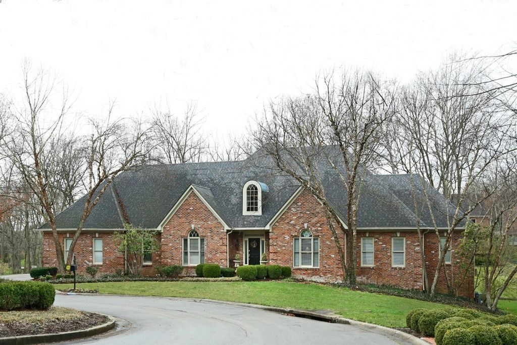 2101 Hawkesbury Way, Lexington, KY 40515 -  $1,050,000 home for sale, house images, photos and pics gallery