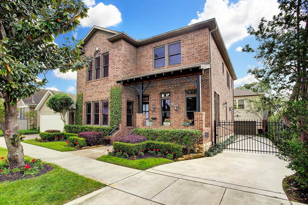 4110 Stanford St, Houston, TX 77006 -  $1,089,000 home for sale, house images, photos and pics gallery