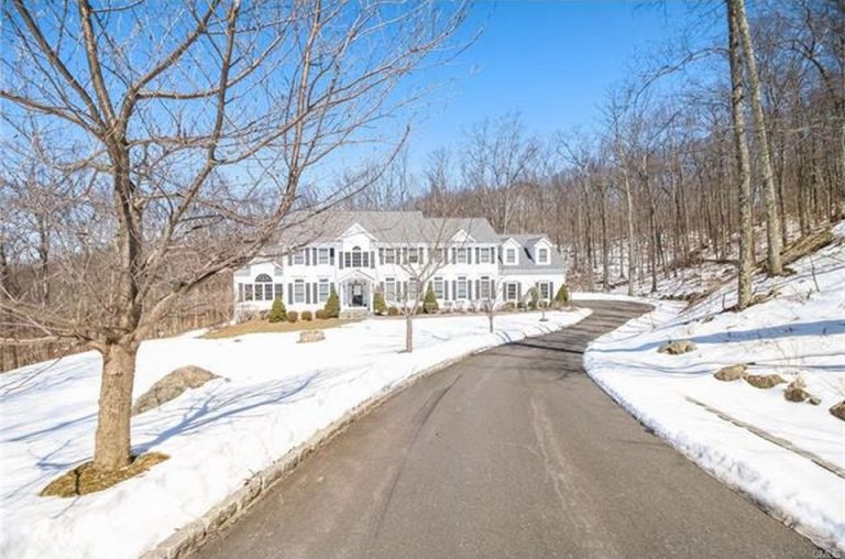 7 John Todd Way, Redding, CT 06896 1,059,000 House For Sale, Home