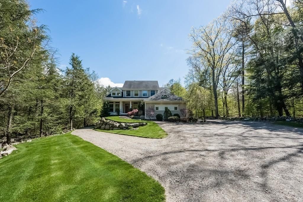 15 Turtle Back Rd, Essex, MA 01929 -  $1,045,000 home for sale, house images, photos and pics gallery