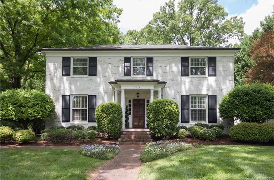 2026 S Wendover Rd, Charlotte, NC 28211 -  $1,050,000 home for sale, house images, photos and pics gallery