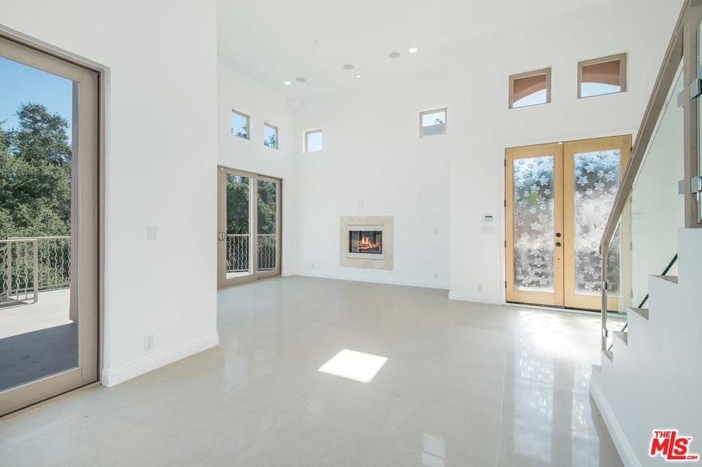 27126 Carrita Rd, Malibu, CA home for sale, house images, photos and pics gallery