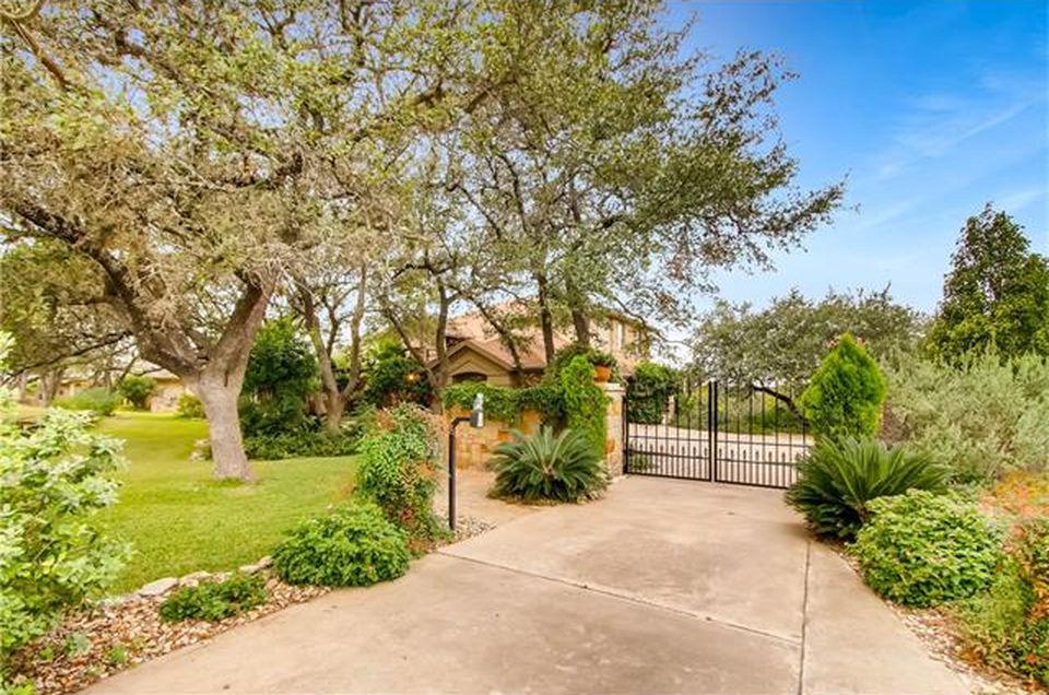 382 Island Oaks Ln, Driftwood, TX 78619 - $935,000 home for sale, house images, photos and pics gallery