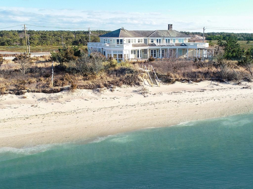 Amagansett New York House For Sale, Home Images, Price & Agent Contact Info