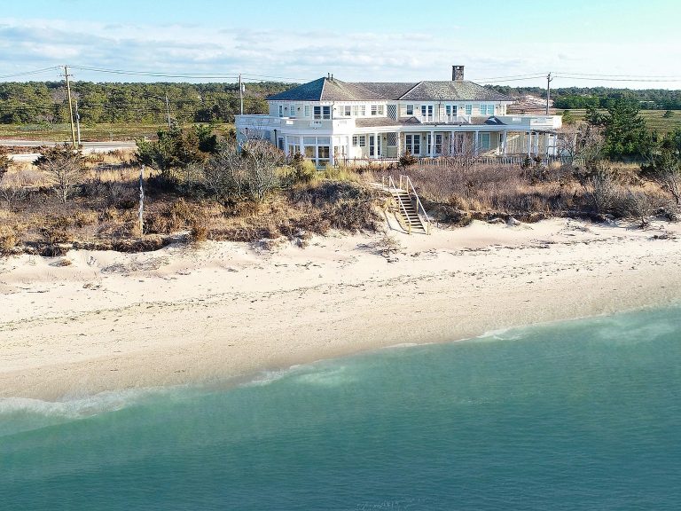 421 Cranberry Hole Rd, Amagansett, NY 11930 5,990,000 House For Sale, Home Images & Property