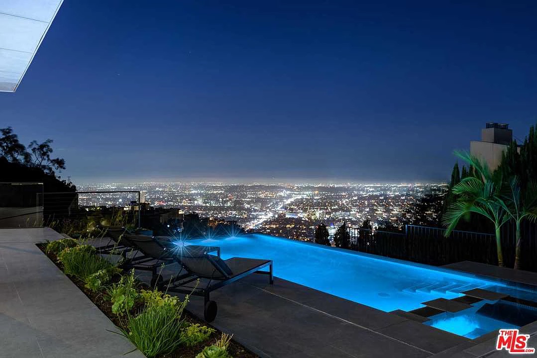 1807 Blue Heights Dr, Los Angeles, CA 90069 - $7,495,000 home for sale, house images, photos and pics gallery