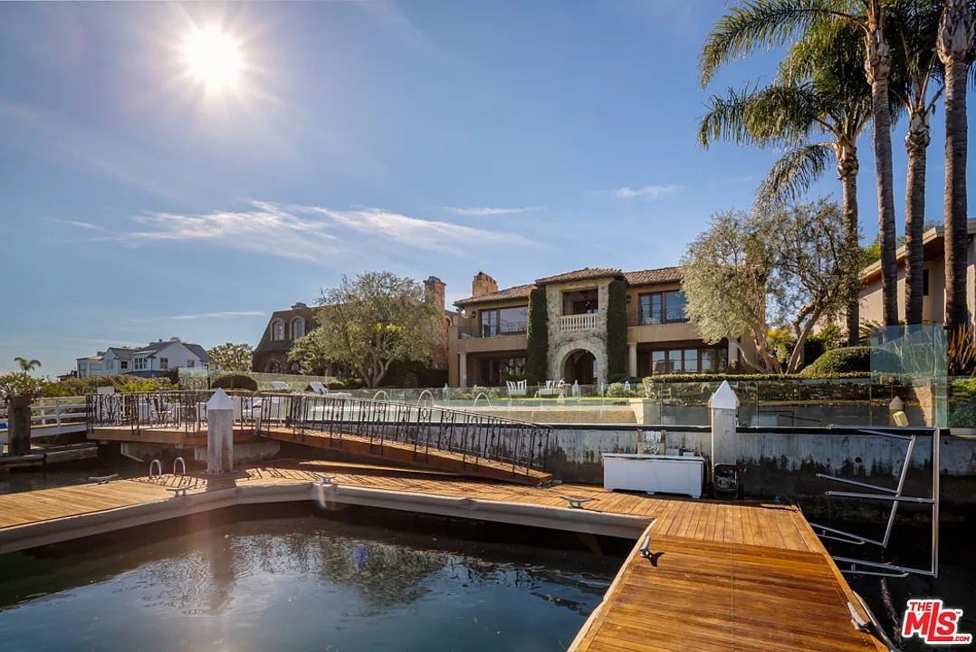 2112 E Balboa Blvd, Newport Beach, CA 92661 - $29,995,000 home for sale, house images, photos and pics gallery