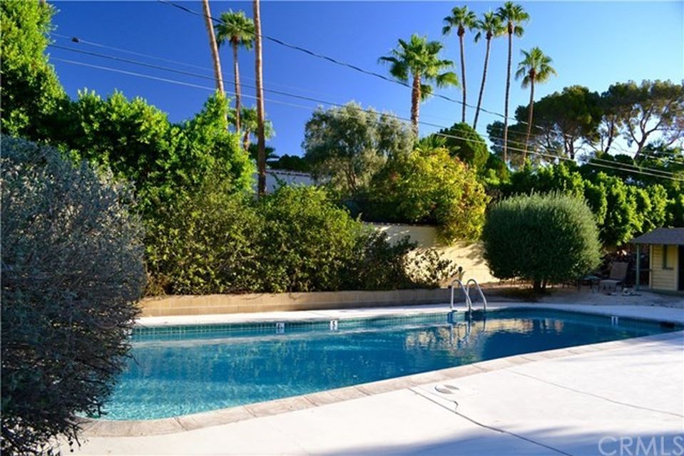 1066 E San Jacinto Way, Palm Springs, CA 92262 -  $1,099,000 home for sale, house images, photos and pics gallery