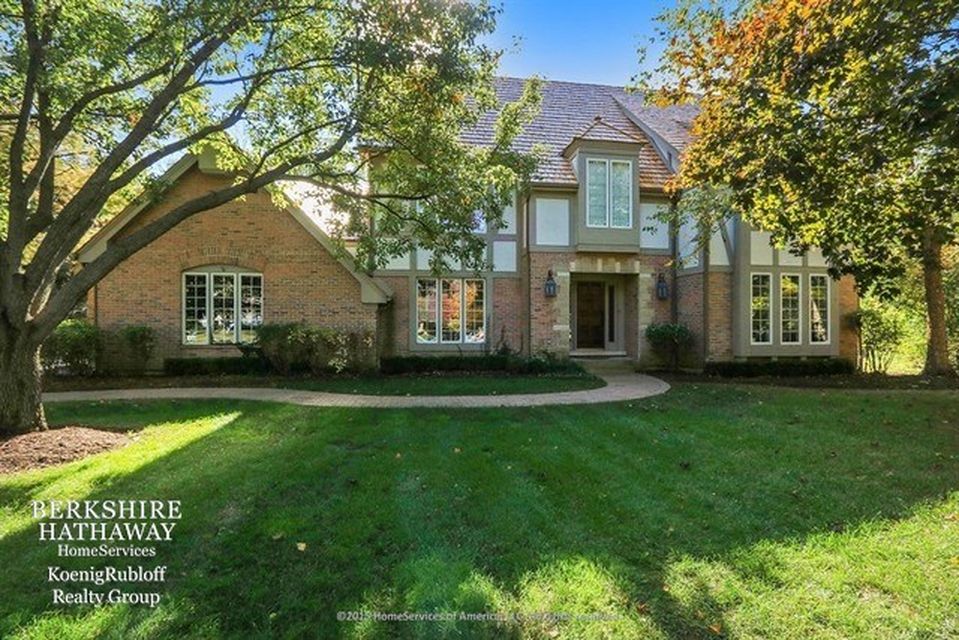 1115 Windhaven Ct, Lake Forest, IL 60045 -  $1,050,000