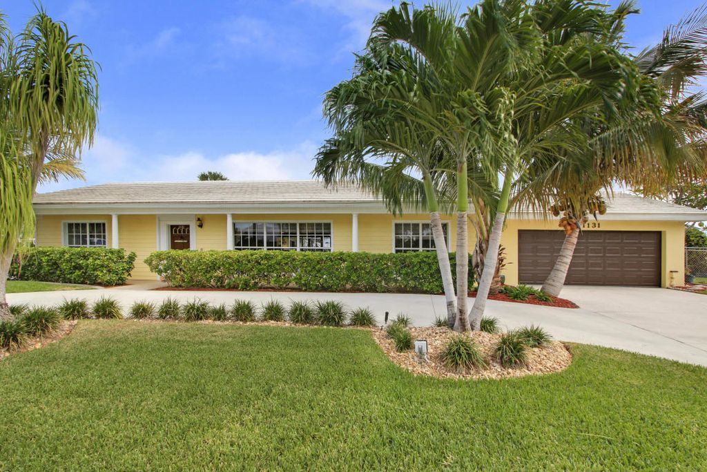 1131 Coral Way, Riviera Beach, FL 33404 -  $1,150,000 home for sale, house images, photos and pics gallery