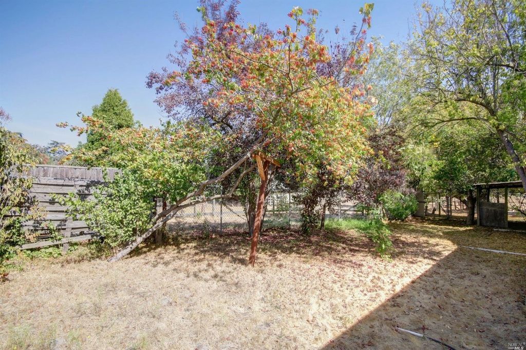 12 Wilson Ln, Petaluma, CA 94952 -  $859,000 home for sale, house images, photos and pics gallery