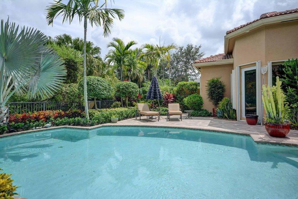 143 Via Paradisio, Palm Beach Gardens, FL 33418 -  $1,025,000 home for sale, house images, photos and pics gallery