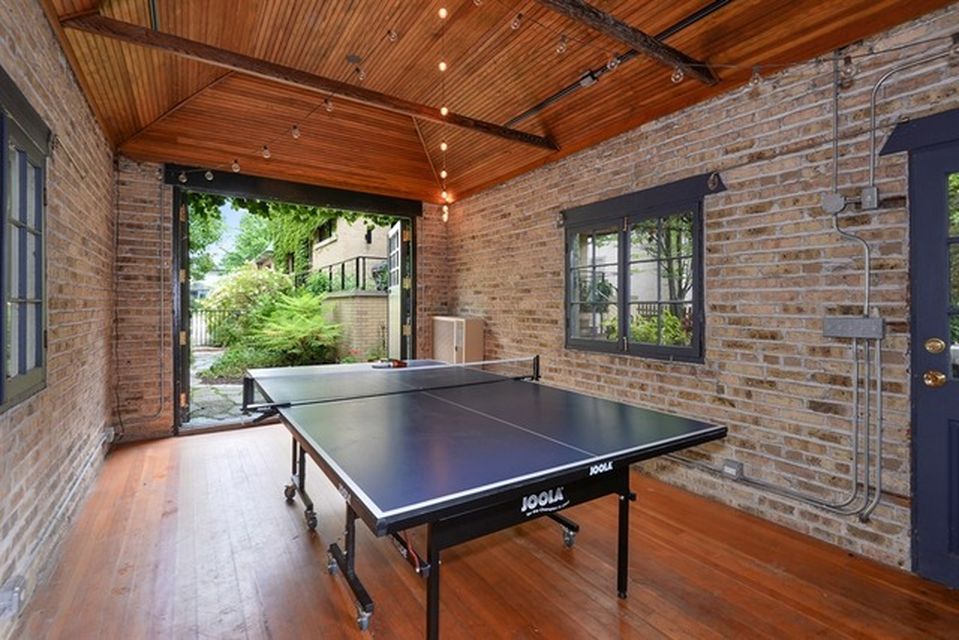 1516 Lincoln St, Evanston, IL 60201 -  $1,095,000 home for sale, house images, photos and pics gallery