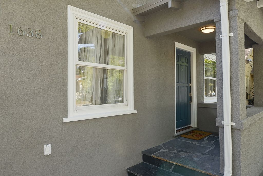 1638 Blake St, Berkeley, CA 94703 -  $895,000 home for sale, house images, photos and pics gallery