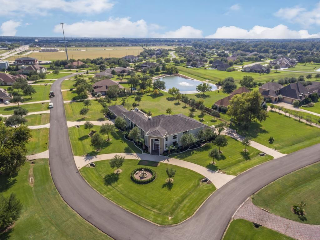 2306 Texana Way, Richmond, TX 77406 -  $950,000 home for sale, house images, photos and pics gallery