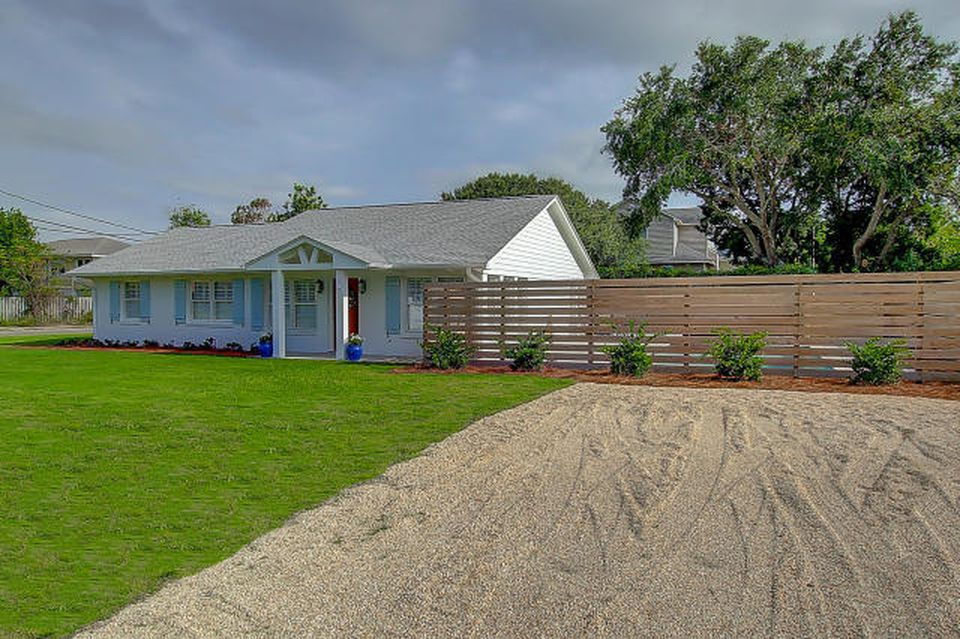 416 Carolina Blvd, Isle Of Palms, SC 29451 -  $879,000 home for sale, house images, photos and pics gallery