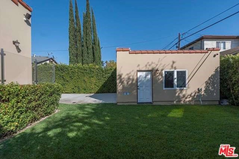 4540 Franklin Ave, Los Angeles, CA 90027 -  $1,100,000 home for sale, house images, photos and pics gallery