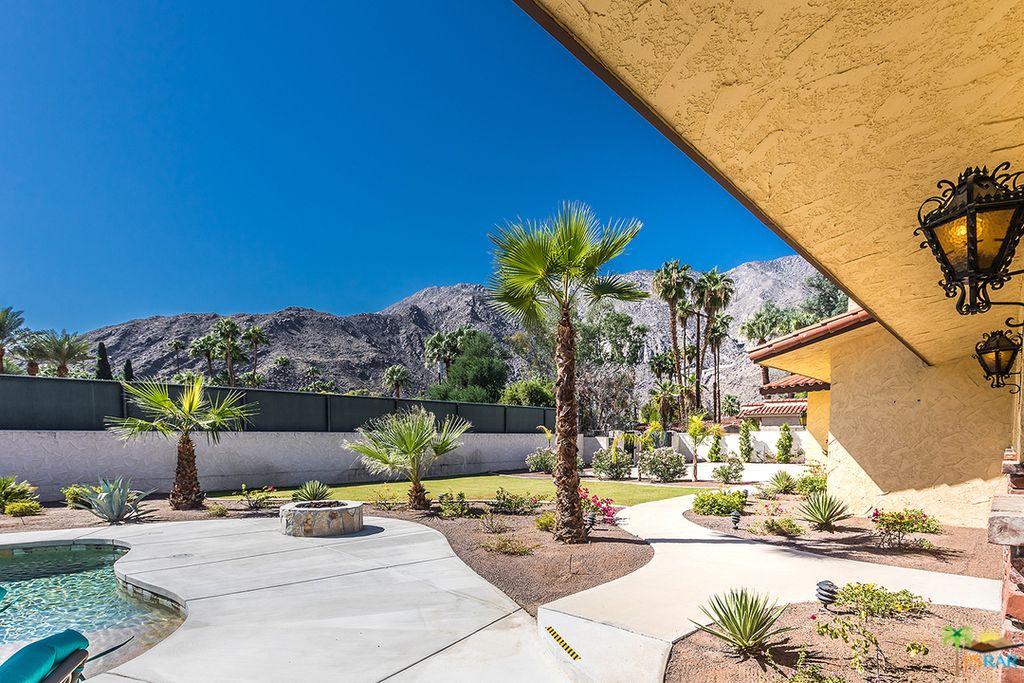 470 W Hermosa Pl, Palm Springs, CA 92262 -  $1,175,000 home for sale, house images, photos and pics gallery
