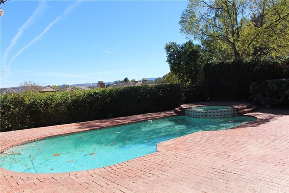 5606 High Peak Pl, Agoura Hills, CA 91301 -  $1,099,000 home for sale, house images, photos and pics gallery