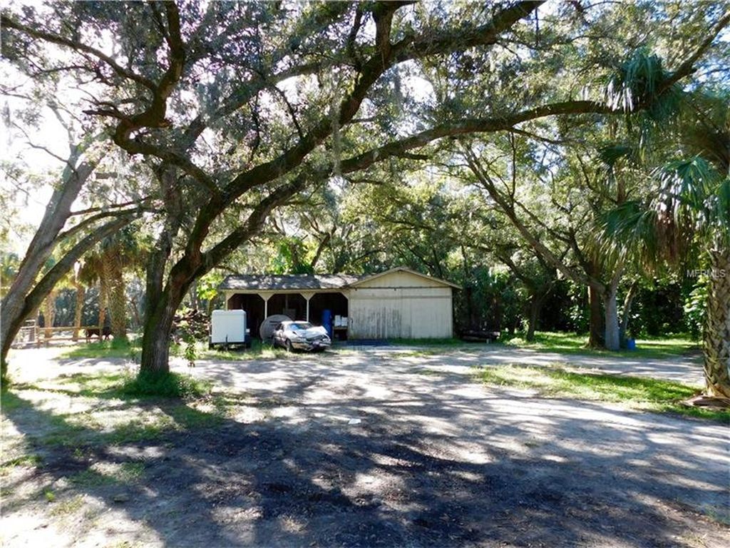 7915 Race Track Rd, Tampa, FL 33635 -  $869,000 home for sale, house images, photos and pics gallery